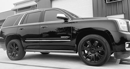 Black Limousine Bus